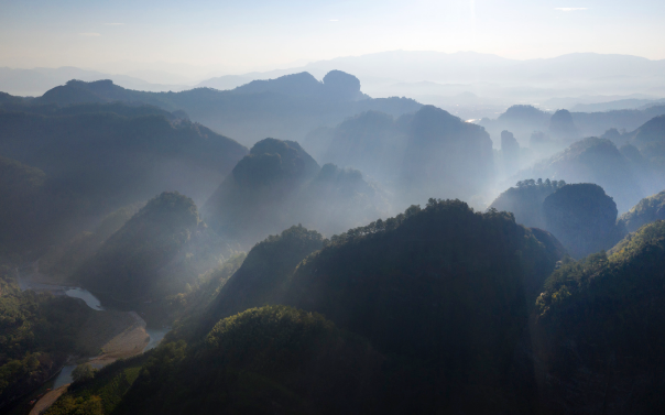 山外山，是什么模樣？